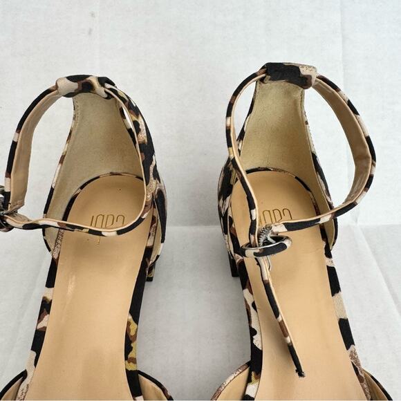 Cabi Kiki Ankle Kitten Block Heel - Picture 5 of 15